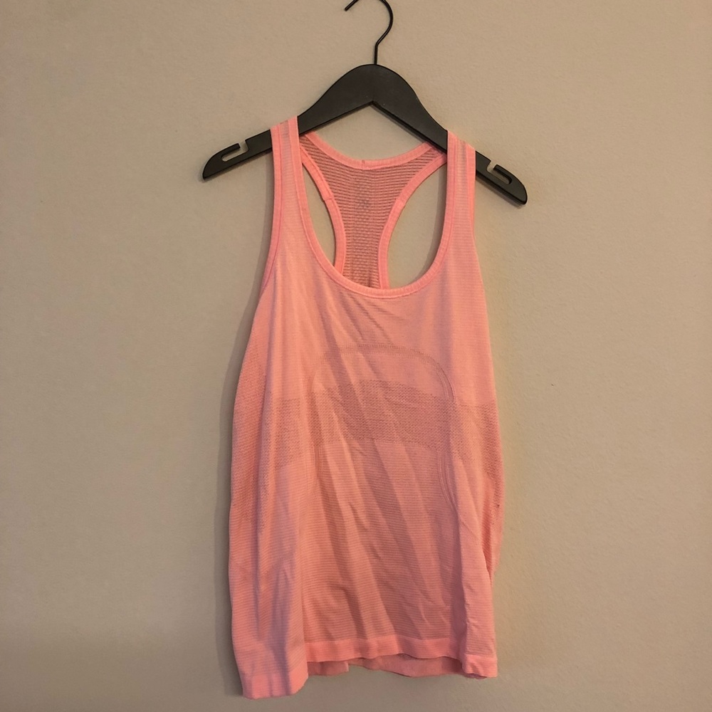 Lululemon tank